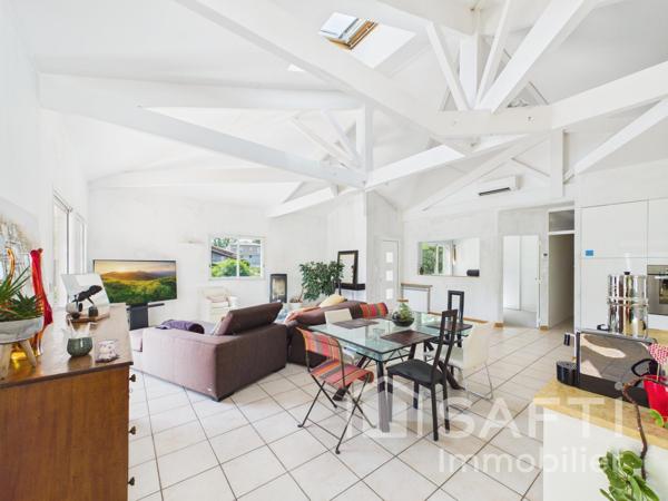 Maison familiale de 155 m2, 4 chambres, avec piscine, grand terrain et environnement calme – Le Taillan-Médoc