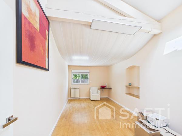 Maison familiale de 155 m2, 4 chambres, avec piscine, grand terrain et environnement calme – Le Taillan-Médoc