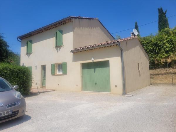 Location / Maison T4