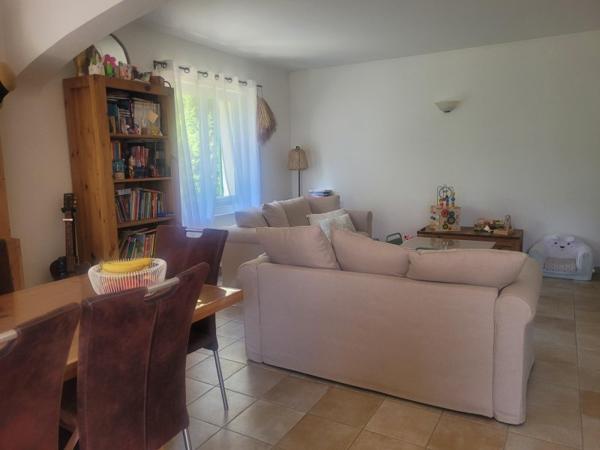 Location / Maison T4