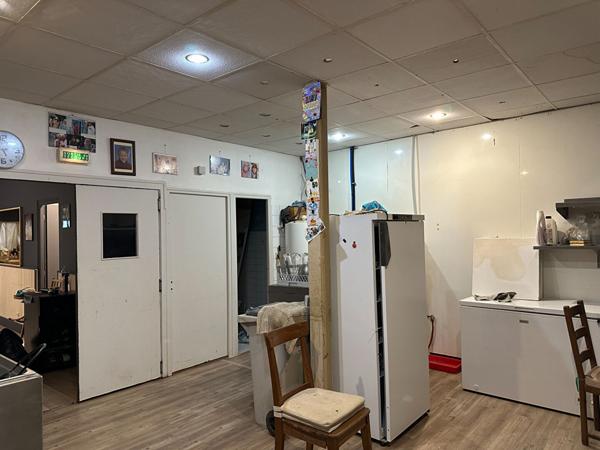 Local commercial Rochefort 1 pièce(s) 100 m2