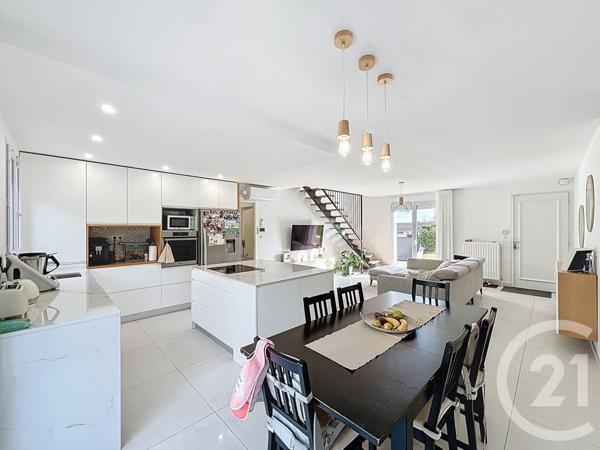 Maison à vendre  8 pièces - 143,40 m2 ST GEORGES SUR ALLIER - 63