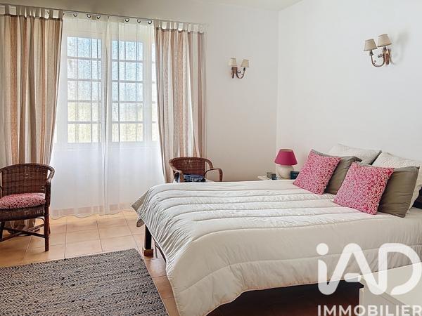 Maison à vendre 4 pièces 183 m² Pellefigue