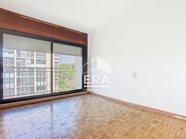 À vendre : Appartement 4 pièces avec vue sur jardin à Marseille, Saint-Just