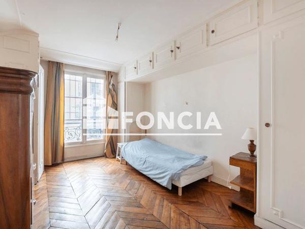 À vendre Appartement 5 pièces 135.86 m² - Paris 75010