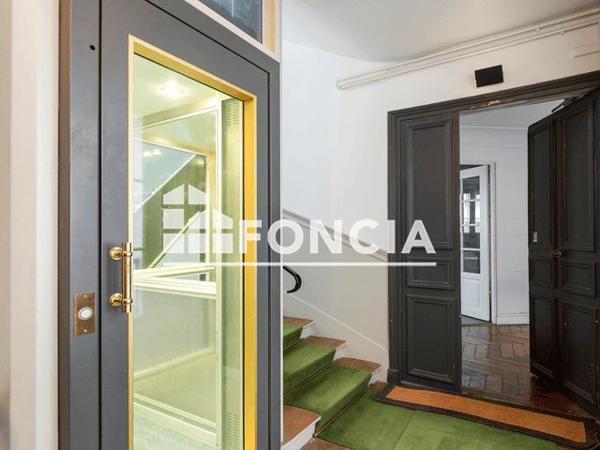 À vendre Appartement 5 pièces 135.86 m² - Paris 75010