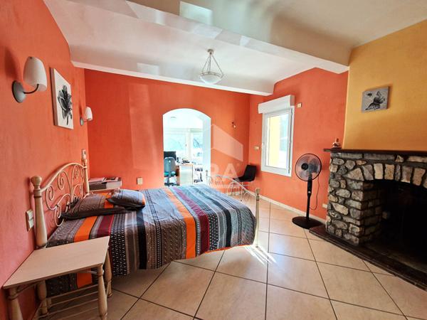 Maison de hameau rénovée en 2002 avec terrasse panoramique