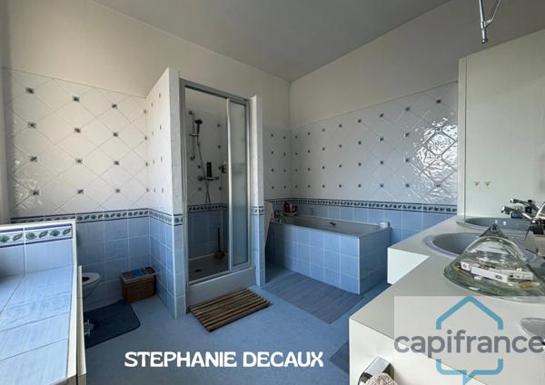 🏡 COUP DE CŒUR en exclusivité –centre-ville FOURMIES- Maison de caractère avec local professionnel ou vie en semi plain-pied.