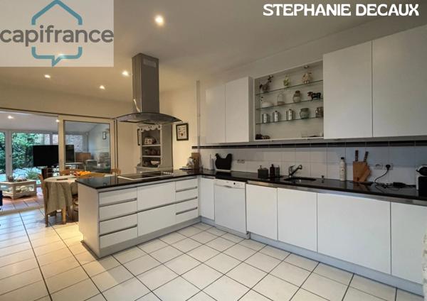 🏡 COUP DE CŒUR en exclusivité –centre-ville FOURMIES- Maison de caractère avec local professionnel ou vie en semi plain-pied.