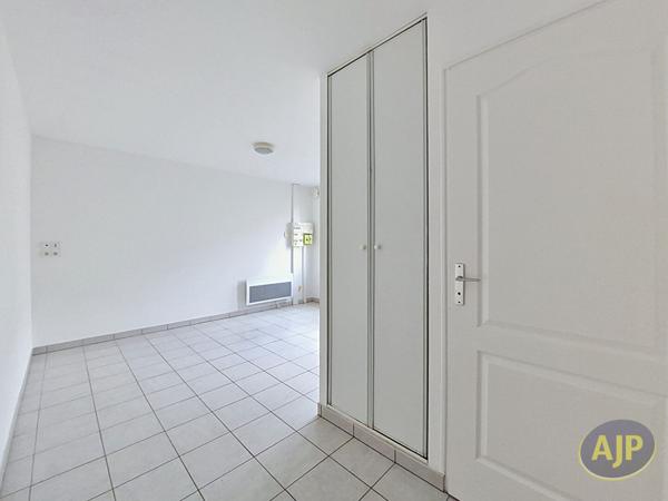 Vente appartement La Roche Sur Yon : 102 000 € - AJP Immobilier La Roche-sur-Yon