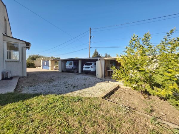 Beaucaire (30300) Charmante maison de plain-pied avec grand espace vert