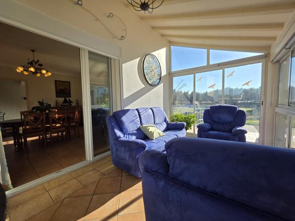 Beaucaire (30300) Charmante maison de plain-pied avec grand espace vert