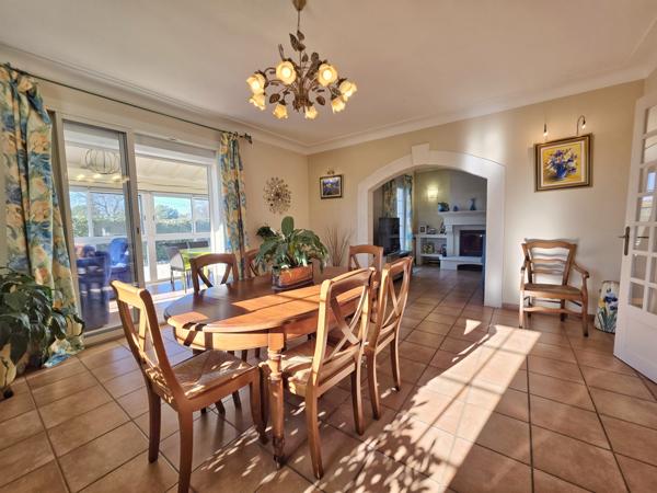 Beaucaire (30300) Charmante maison de plain-pied avec grand espace vert