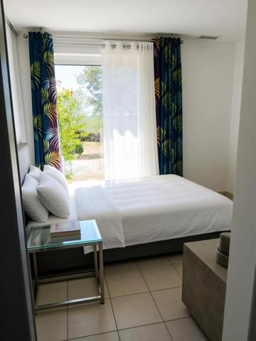 Crayssac 46150 Maison de plain-pied de 215 m², grand terrain et jolie piscine