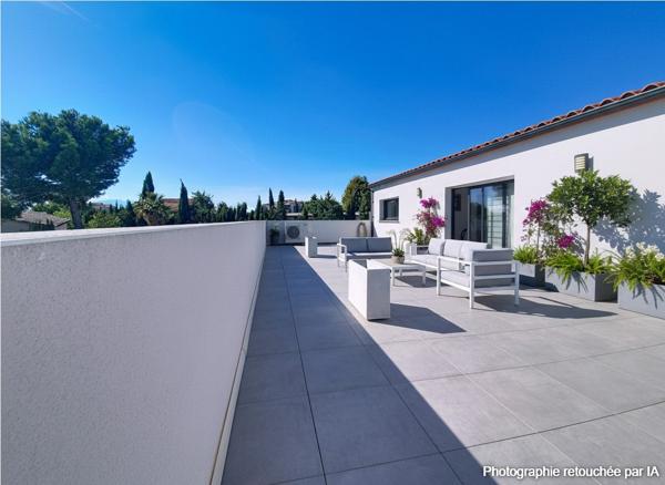 Maison comtemporaine avec piscine et garage proche des plages