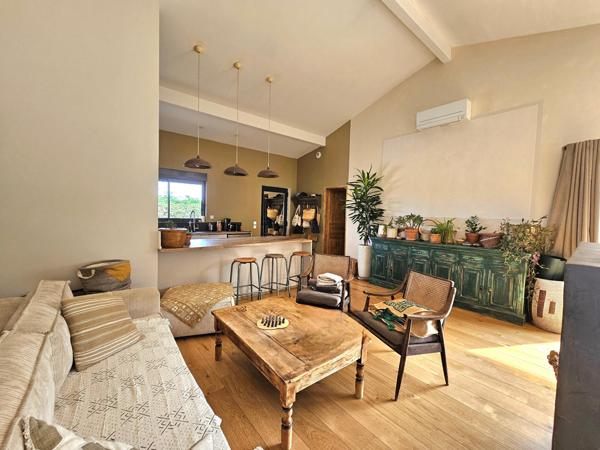 Superbe villa avec piscine quartier recherché de Lançon Provence