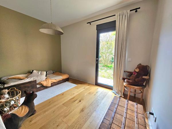 Superbe villa avec piscine quartier recherché de Lançon Provence