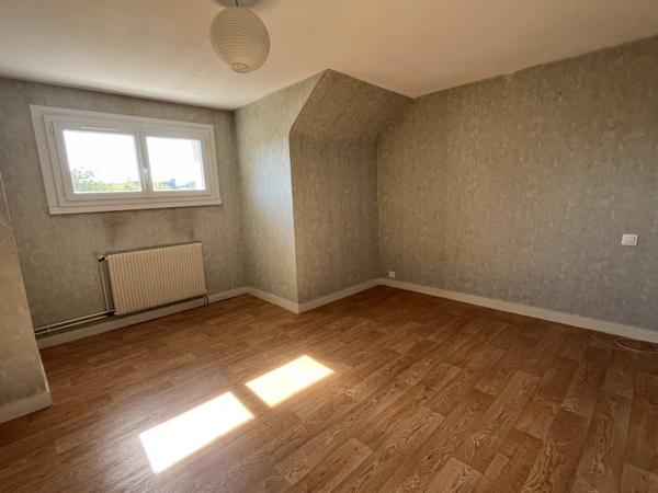 Maison à louer |  Mehun-sur-Yèvre |  4 pièces | 139 m²