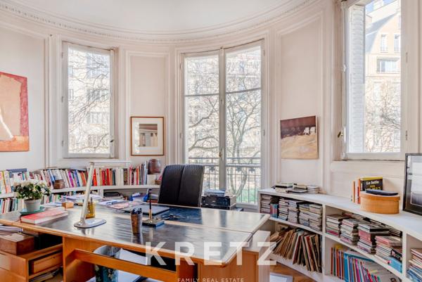 Appartement d'angle à deux pas du Ranelagh