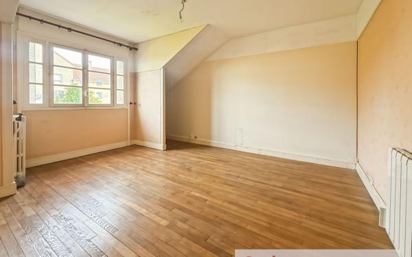 Maison à vendre    5 pièces • 86 m2 Argenteuil