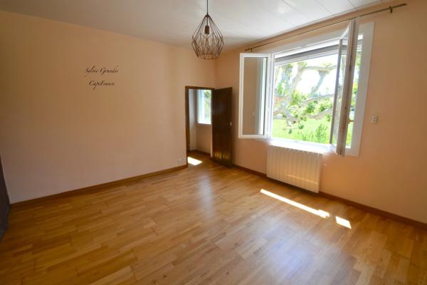 Mas Provençal à vendre 6 pièces (13) 172m² sur 1240m²