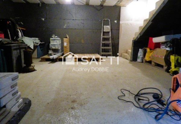 Lablachère : Maison de plain pied avec garage et jardin