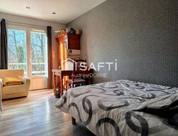 Lablachère : Maison de plain pied avec garage et jardin