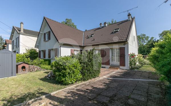 Maison à vendre    8 pièces •  Sucy-en-Brie