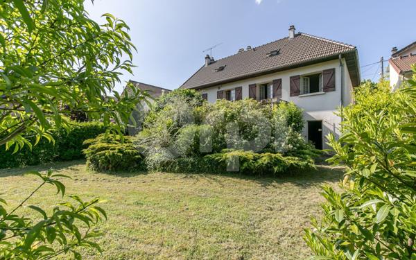 Maison à vendre    8 pièces •  Sucy-en-Brie