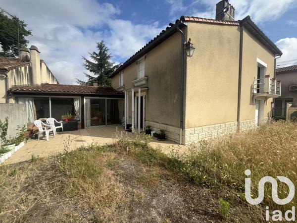 Maison à vendre 7 pièces 235 m² La Ferrière-en-Parthenay