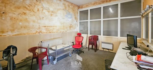 BORDEAUX Centre - Local de 120m² en impasse, avec stationnement - Petite copropriété