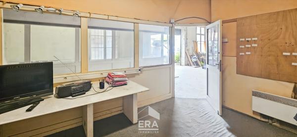 BORDEAUX Centre - Local de 120m² en impasse, avec stationnement - Petite copropriété