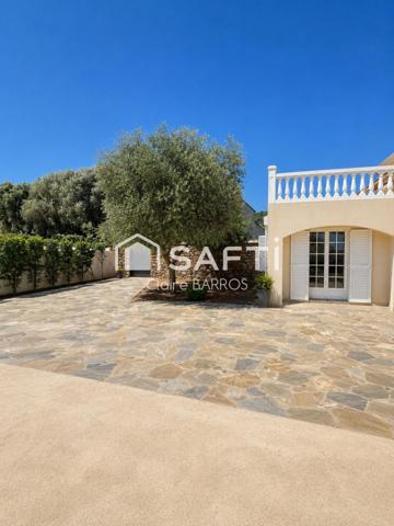 Villa de caractère avec dépendance