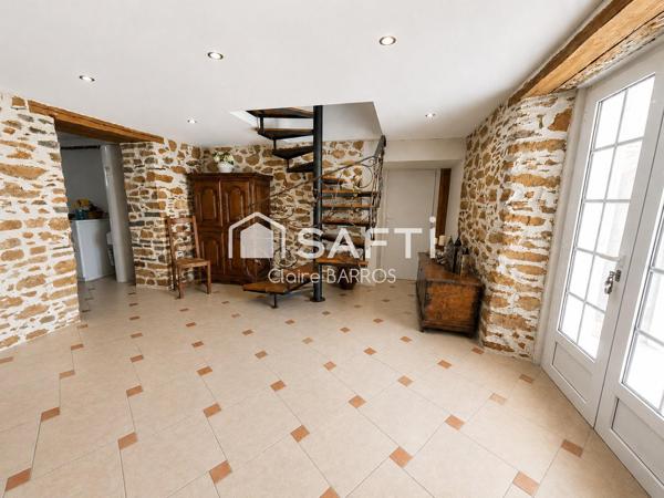 Villa de caractère avec dépendance