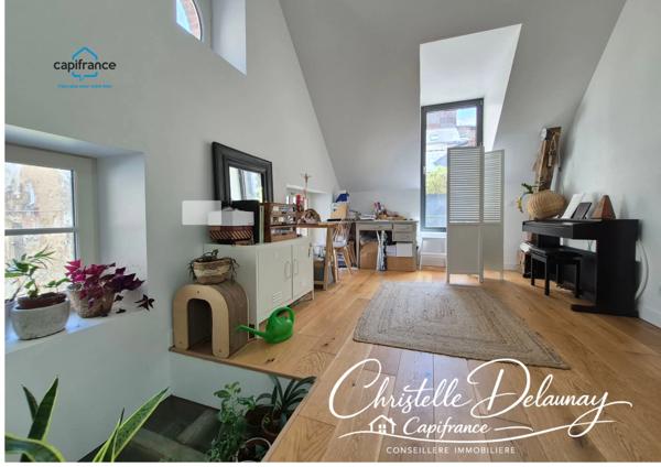 🏡 Maison de charme – 100 m² – Hyper centre de Laval – Cour & terrasse