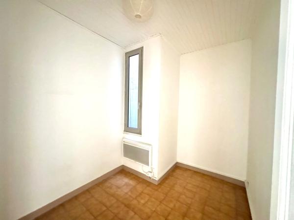 Appartement à vendre 3 pièces MARSEILLE 7EME ARRONDISSEMENT (13) St Victor proximité Vieux Port et Endoume