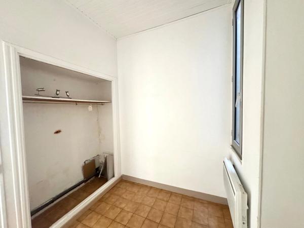 Appartement à vendre 3 pièces MARSEILLE 7EME ARRONDISSEMENT (13) St Victor proximité Vieux Port et Endoume