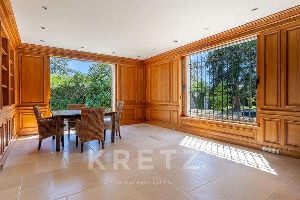 Maison d'exception au coeur d'un domaine privé