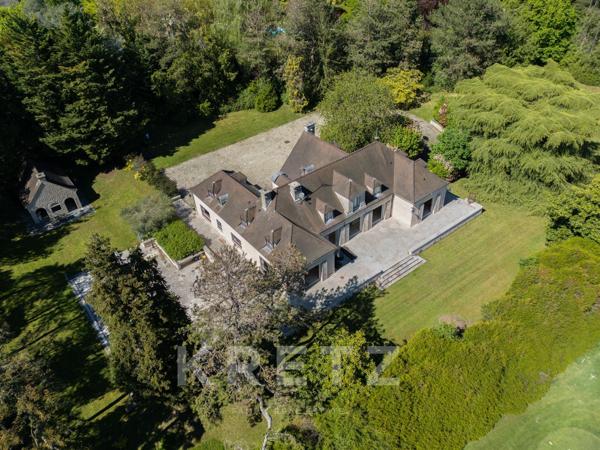 Maison d'exception au coeur d'un domaine privé