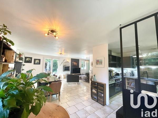 Maison à vendre 6 pièces 142 m² Roquefort-les-Pins