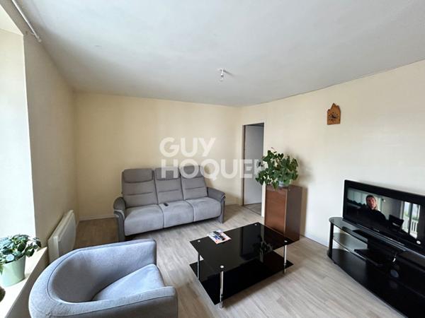 Immeuble à vendre à Moréac - local commercial et appart.4 pièces, 110 m²