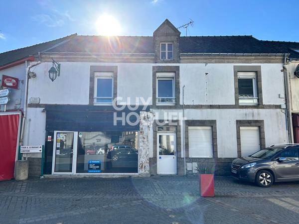 Immeuble à vendre à Moréac - local commercial et appart.4 pièces, 110 m²
