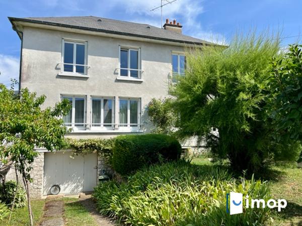 Lumineuse maison 4 chambres avec extérieur