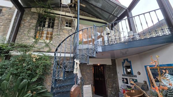 Meylan cartier ces Jules Flandrin Maison 6 p + 2 cuisines