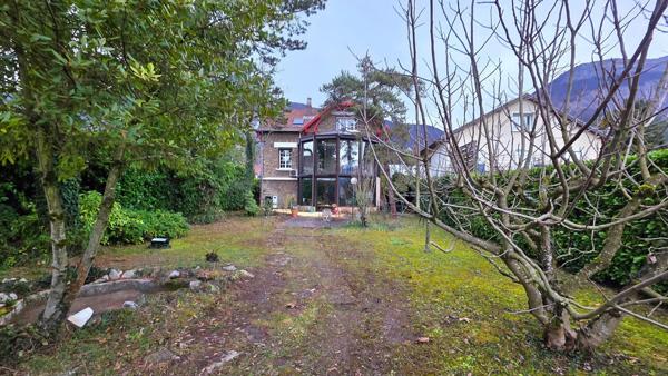 Meylan cartier ces Jules Flandrin Maison 6 p + 2 cuisines