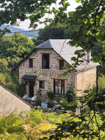 Maison 3 chambres, sous sol, garage et jardin 1835 m2