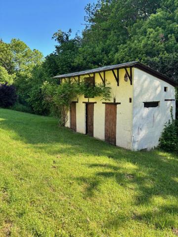 Maison 3 chambres, sous sol, garage et jardin 1835 m2