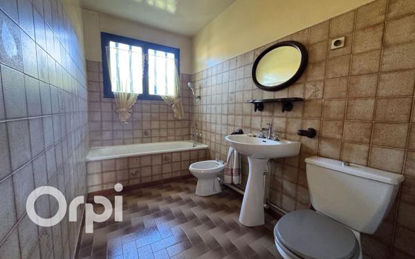 Maison à vendre    4 pièces •  Saint-Martin-de-Crau