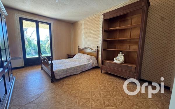 Maison à vendre    4 pièces •  Saint-Martin-de-Crau