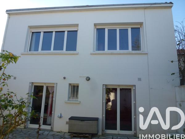 Maison à vendre 5 pièces 168 m² La Rochelle